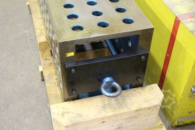 Klemmen kubus Guss 450 x 450 x 3005 mm