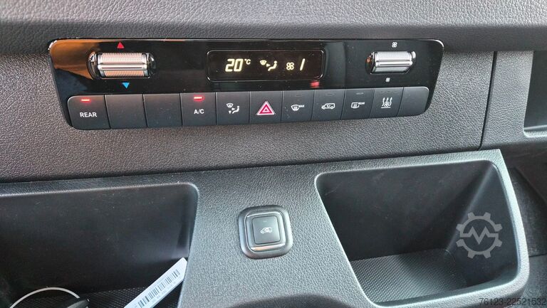 Microbuz MERCEDES-BENZ 10 x 517 Sprinter Lord Light  22 SS Aktionspreis