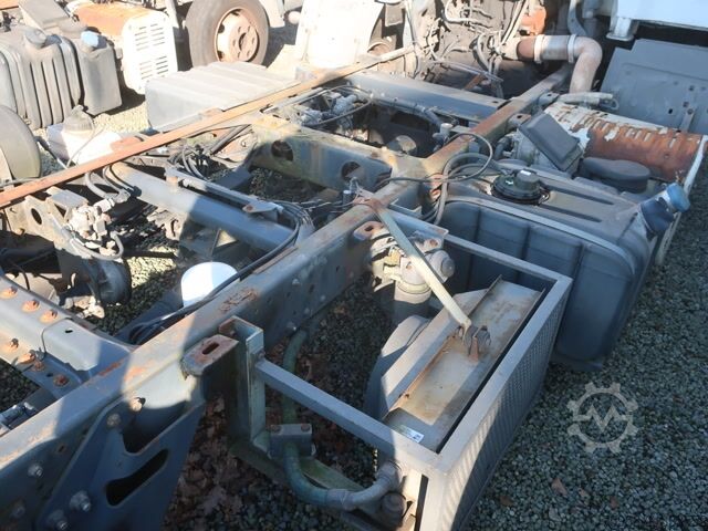 Standard tractor unit Iveco 75 E 18 Rangiermaschine Euro 5