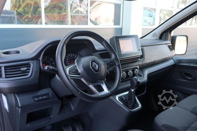 Break cu acoperiș înalt Renault Trafic 2.0 Blue dCi 150 L2H1 AUT/ NAVI/ CRUISE/...