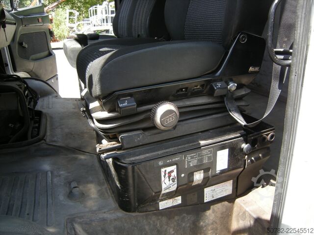 Autoutilitară basculantă Mercedes-Benz Vario 816 Kipper