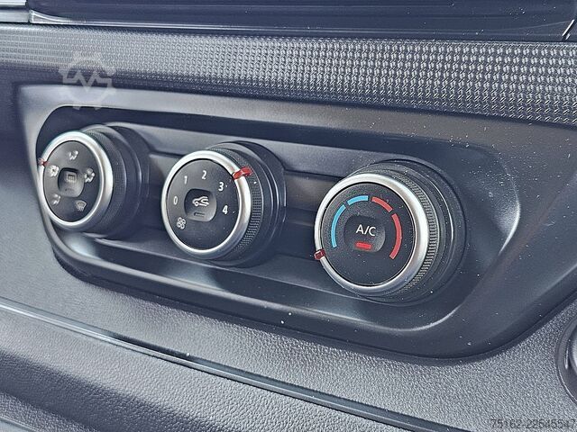 Yüksek tavanlı istasyon vagonu RENAULT TRAFIC 2.0 DCI ac LED EURO6