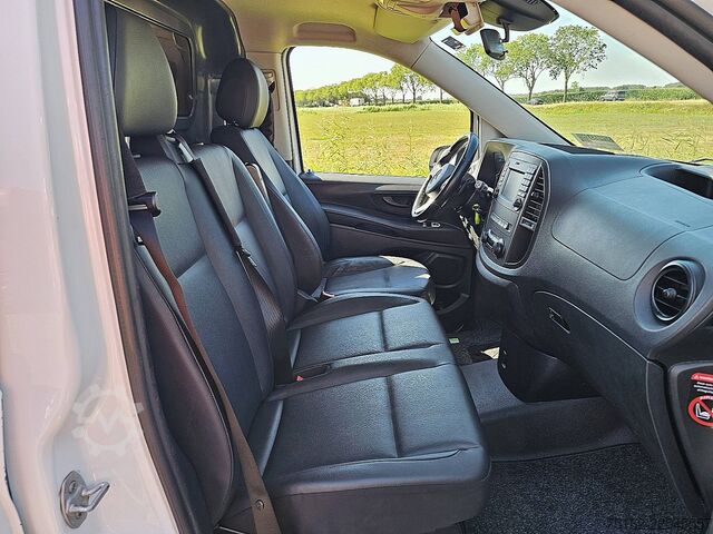 Yüksek tavanlı istasyon vagonu MERCEDES-BENZ VITO 114 Lang L2 Automaat AC