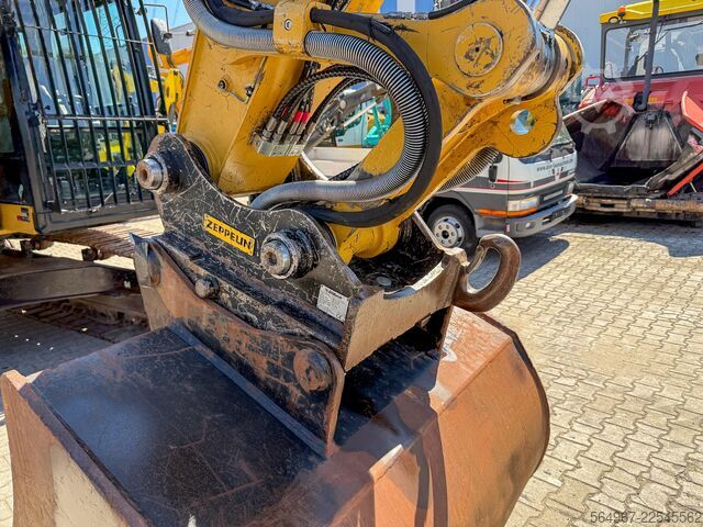 Bandgrävare Caterpillar 323FL Kettenbagger OQ70/75 vollhydr.