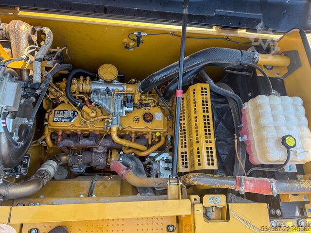 Bandgrävare Caterpillar 323FL Kettenbagger OQ70/75 vollhydr.