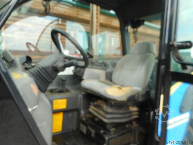 Teleszkópos rakodó New Holland LM5060
