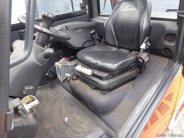 LPG-vorkheftruck Linde H25T-02