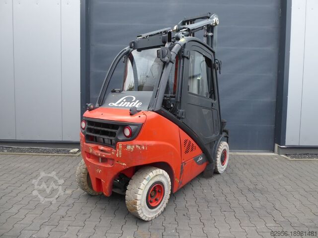 LPG-vorkheftruck Linde H25T-02