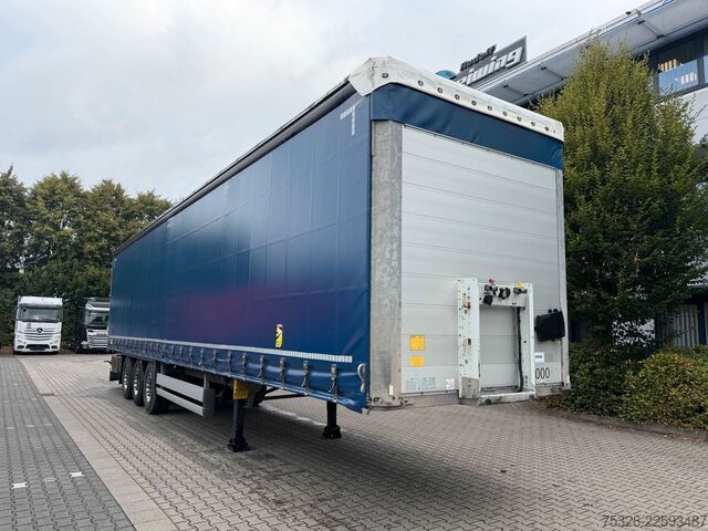 Semirimorchio con telone SCHMITZ CARGOBULL SCS 24/L - 13.62, XL, Daimler, Getränke