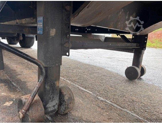 Öppen semitrailer med kapell KRONE SZ Mega mit 435/50R19,5 Bereifung - Edscha - SAF