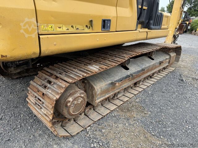 Bandgrävare CATERPILLAR 330 Kettenbagger 30,8 Ton *5035 BTH
