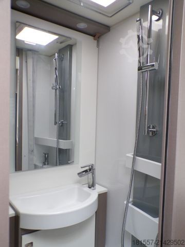 Half-integraal camper BÜRSTNER Lyseo TD 690 G Harmony Line, Backofen, Navi