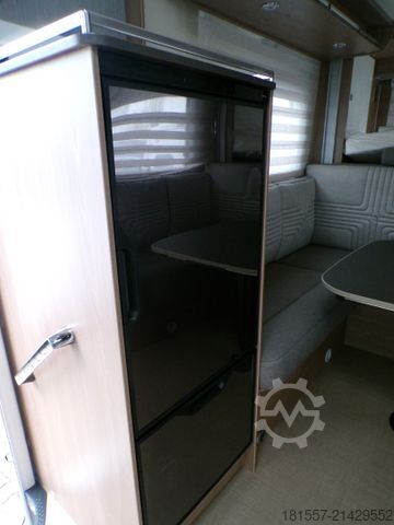 Half-integraal camper BÜRSTNER Lyseo TD 644 G Tageszulassung / Winterpaket, Bac