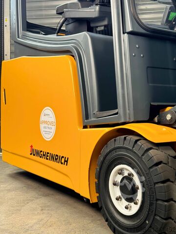 Elektrická tříkolka Jungheinrich EFG 218k - nur 3562 Std - Service Neu Batterie 90%