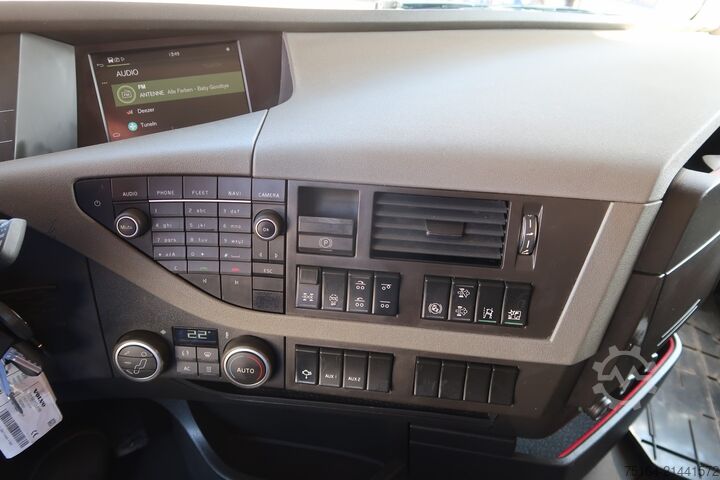 Hákový nosič kontejnerů Volvo FH 460 6x4