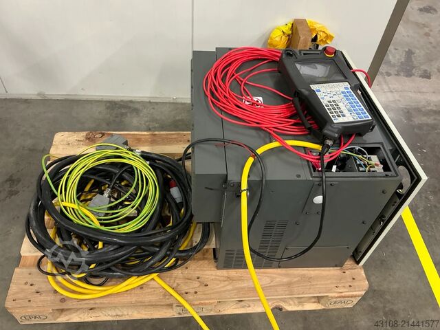 Průmyslový robot FANUC M-710iB