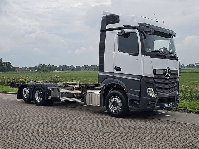  MERCEDES-BENZ ACTROS 2548 6X2 RETARDER WB490