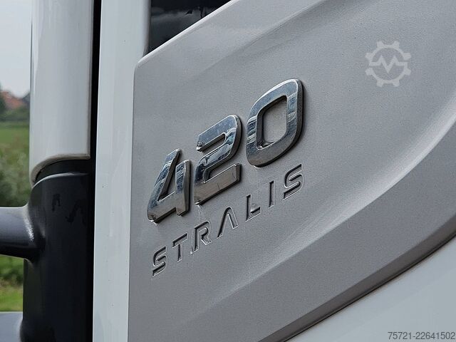 Kufr IVECO AD190S42 STRALIS