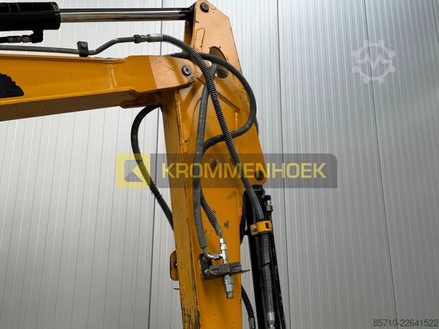Minibagr Caterpillar 303.5 CR