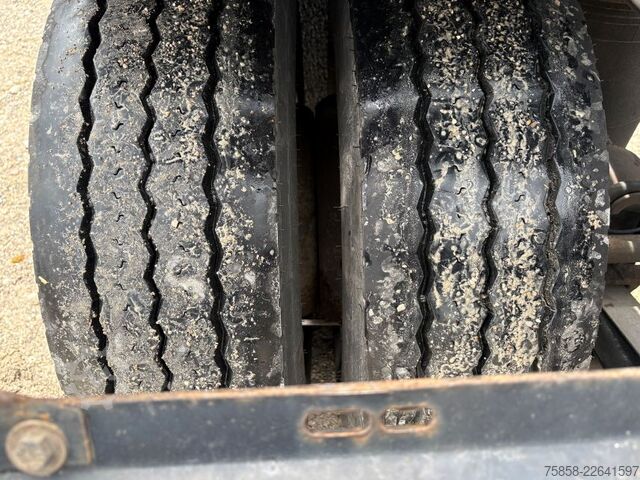 Cserélhető alvázas pótkocsi Krone BDF Lafette 235/75R17,5 Zwilling BPW