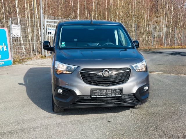Fourgon tôlé OPEL Combo E Cargo XL 1.2 T -Kamera-Totw.-NAVI-Regal