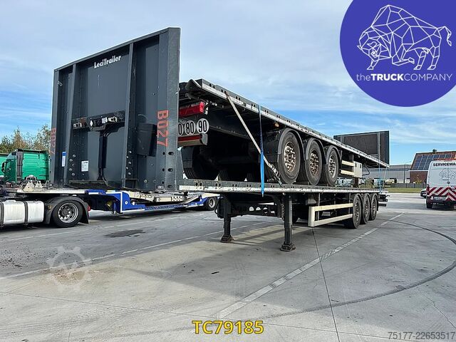 Atrelado da plataforma LeciTrailer 