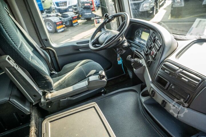 Kipper MERCEDES ACTROS 3241 K-MP3