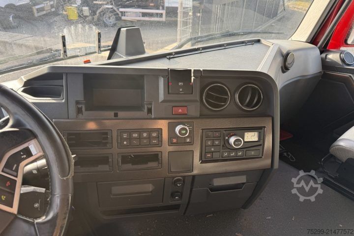 Vrachtwagen met bakwagen Renault T 460 4x2 Koffer/HB / Swiss-Vehicle