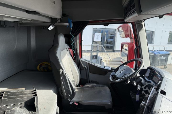 Vrachtwagen met bakwagen Renault T 460 4x2 Koffer/HB / Swiss-Vehicle
