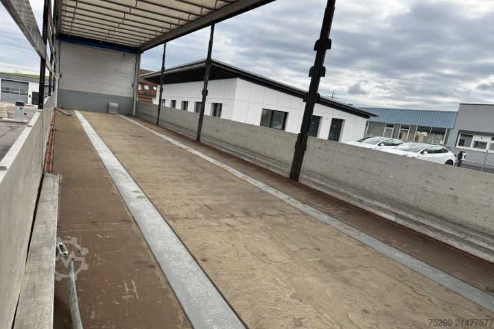Open oplegger met zeil Schwarzmüller SPA2/E Brücke mit Verdeck / Swiss-Vehicle
