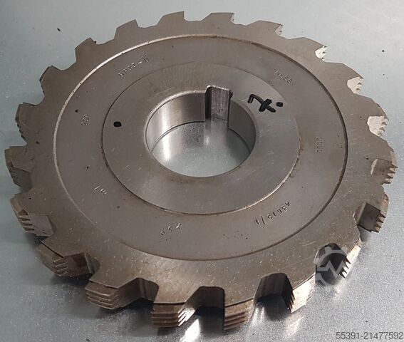 Fresatrici per cremagliere di diversi produttori Klingelnberg  - Dold - Saazor Zahnstangenfräser