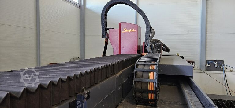 Máquina de corte por plasma Baykal Baykal BPS 2060 CNC HyperTherm 170A