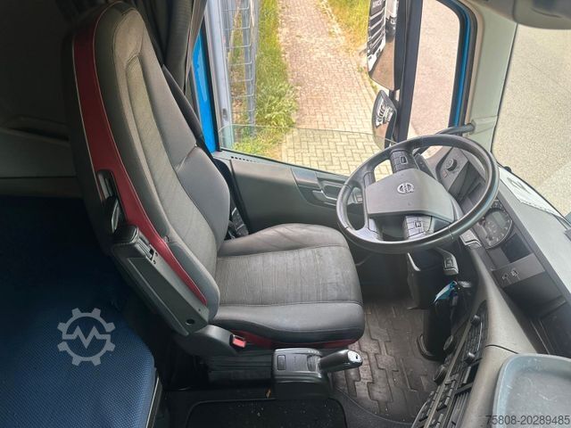 Výměnná nástavba nákladní vůz VOLVO FH460 BDF 7,82m  ACC Lane Guard Xenon
