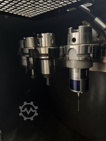 Centro di lavoro verticale HERMLE C400 V