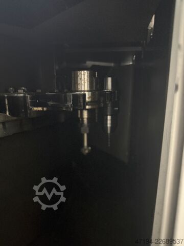 Centro di lavoro verticale HERMLE C400 V