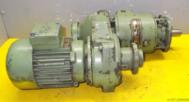 Moteur à engrenages réglable 0,55 kW 4,4-26 tr/min SEW-EURODRIVE RF53VD80N-6RK1