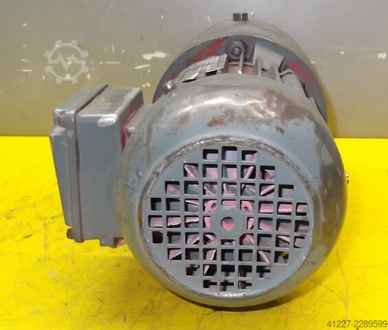 Getriebemotor 0,18 kW 13 U/min SEW Eurodrive P53WD71B4