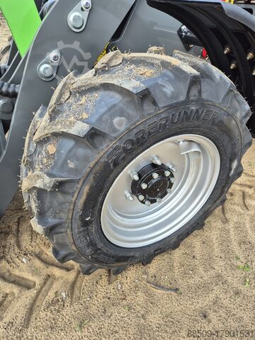 Mini kotrógép WCM L2110e