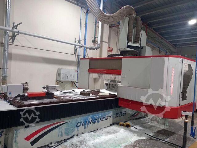 Centrum obróbki tworzyw sztucznych Cosmec CONQUEST 255