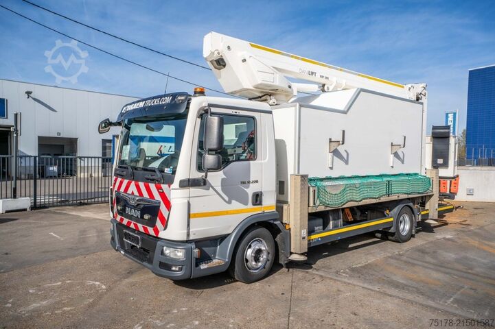 Zvedací plošina MAN TGL 12.220 BB - DANILIFT WDT 180S