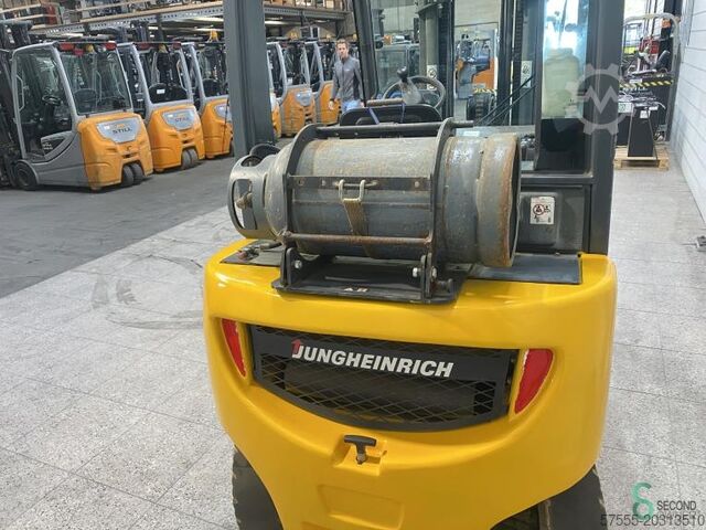 Wózek widłowy Jungheinrich TFG 425