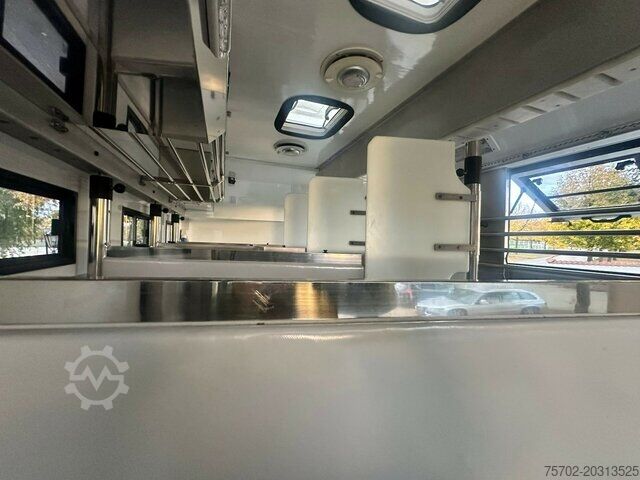 Kamion za prevoz stoke DAF XF 26510 5 Pferde Popout Mega Wohnung Womozul.