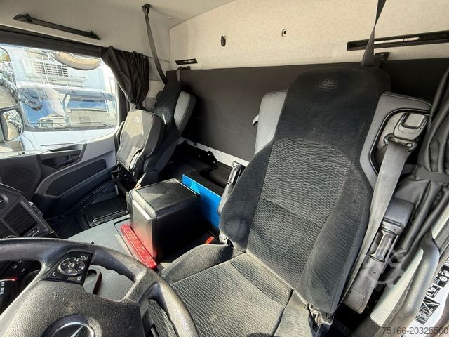 Camión plataforma con toldo MERCEDES-BENZ ANTOS 2536 L Pritsche/Plane 8,50 m*SCHIEBEPLANE