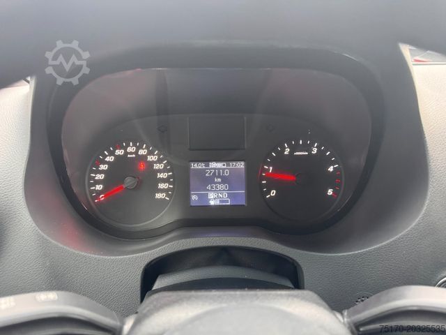 Pritschenwagen MERCEDES-BENZ Sprinter 215 CDI DoKa 9G Klima AHK SHZ