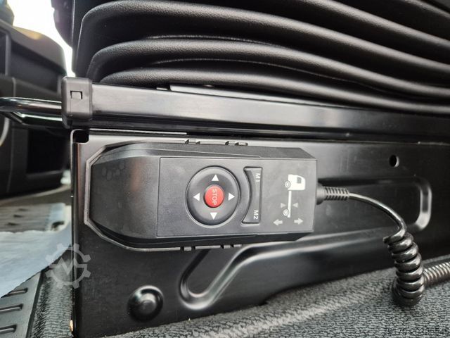 Standart çekici ünitesi MERCEDES-BENZ Actros 1848 LS Öl-Retarder Standklima BigSpace