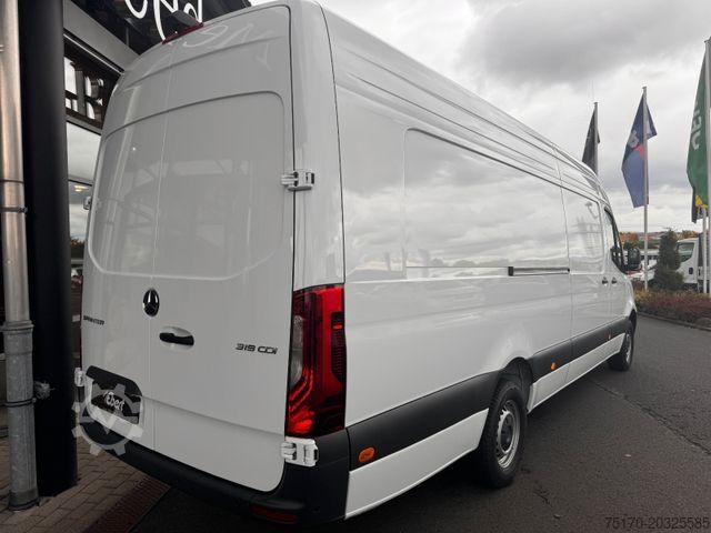 Dubă cu acoperiș înalt MERCEDES-BENZ Sprinter 319 CDI Extralang DISTRONIC Kamera LED