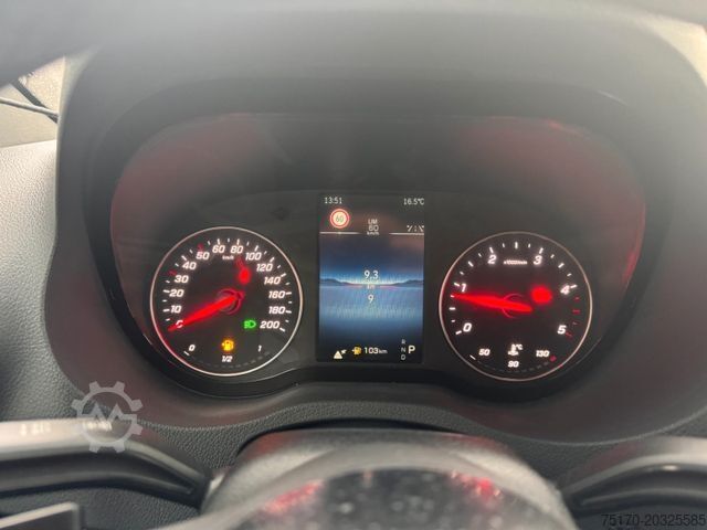 Dubă cu acoperiș înalt MERCEDES-BENZ Sprinter 319 CDI Extralang DISTRONIC Kamera LED