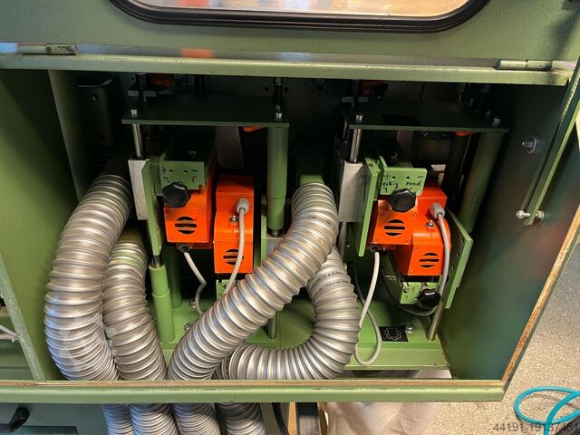 Máquina de colagem de bordas Hebrock AKV 2000 DK