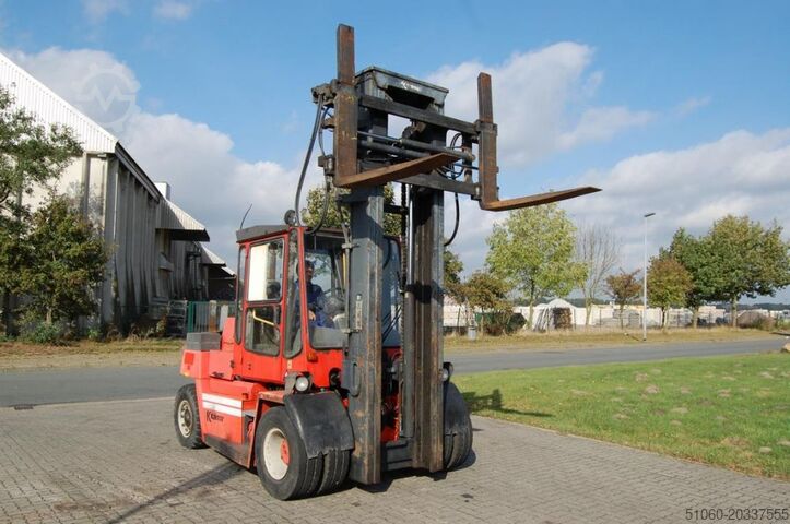 Empilhadeira diesel Kalmar DCD80-6