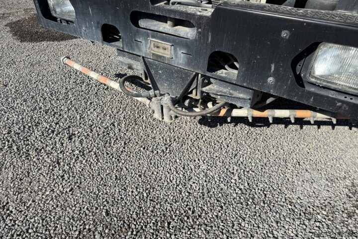 Sweeper truck MAN 19.364 FLC 4x2 Kehrmaschine